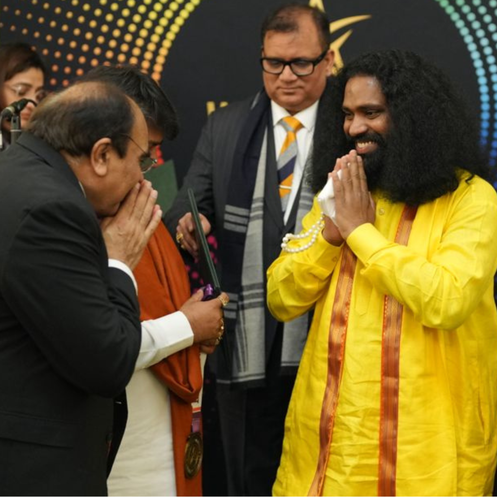 Dignitaries and His Excellency Beloved SP MAESTRO